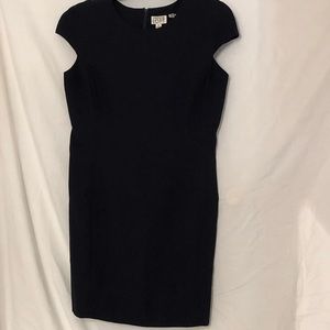 💕3/$30 Ann Taylor Loft Black Dress 12 cap sleeves